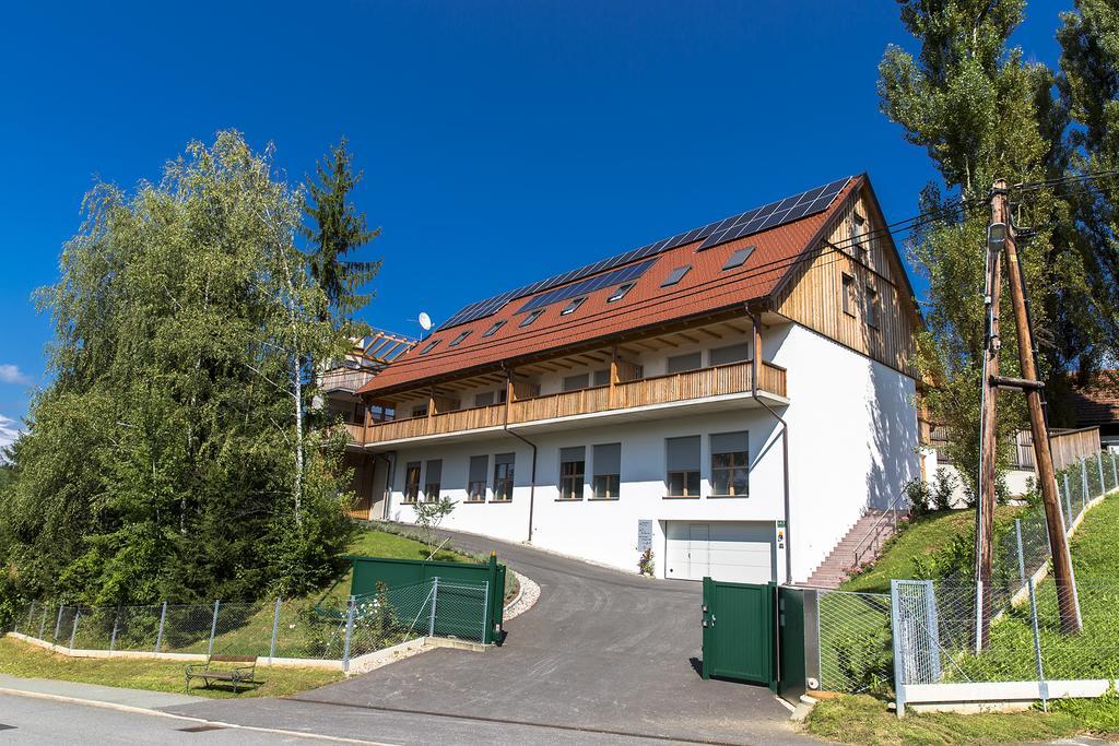 Moor-Rosl Apartmenthotel Gamlitz Zewnętrze zdjęcie